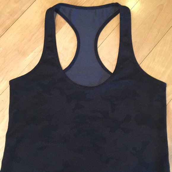 Lululemon cool racerback tank, camo - Picture 2 of 3